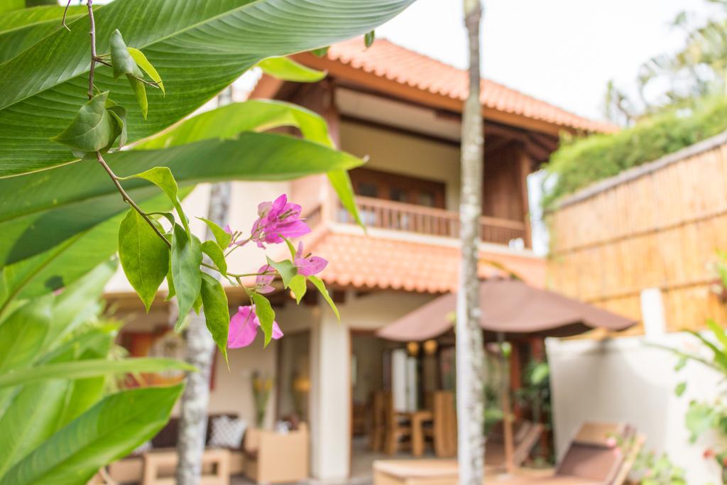 Villa Seriska Seminyak Exterior foto